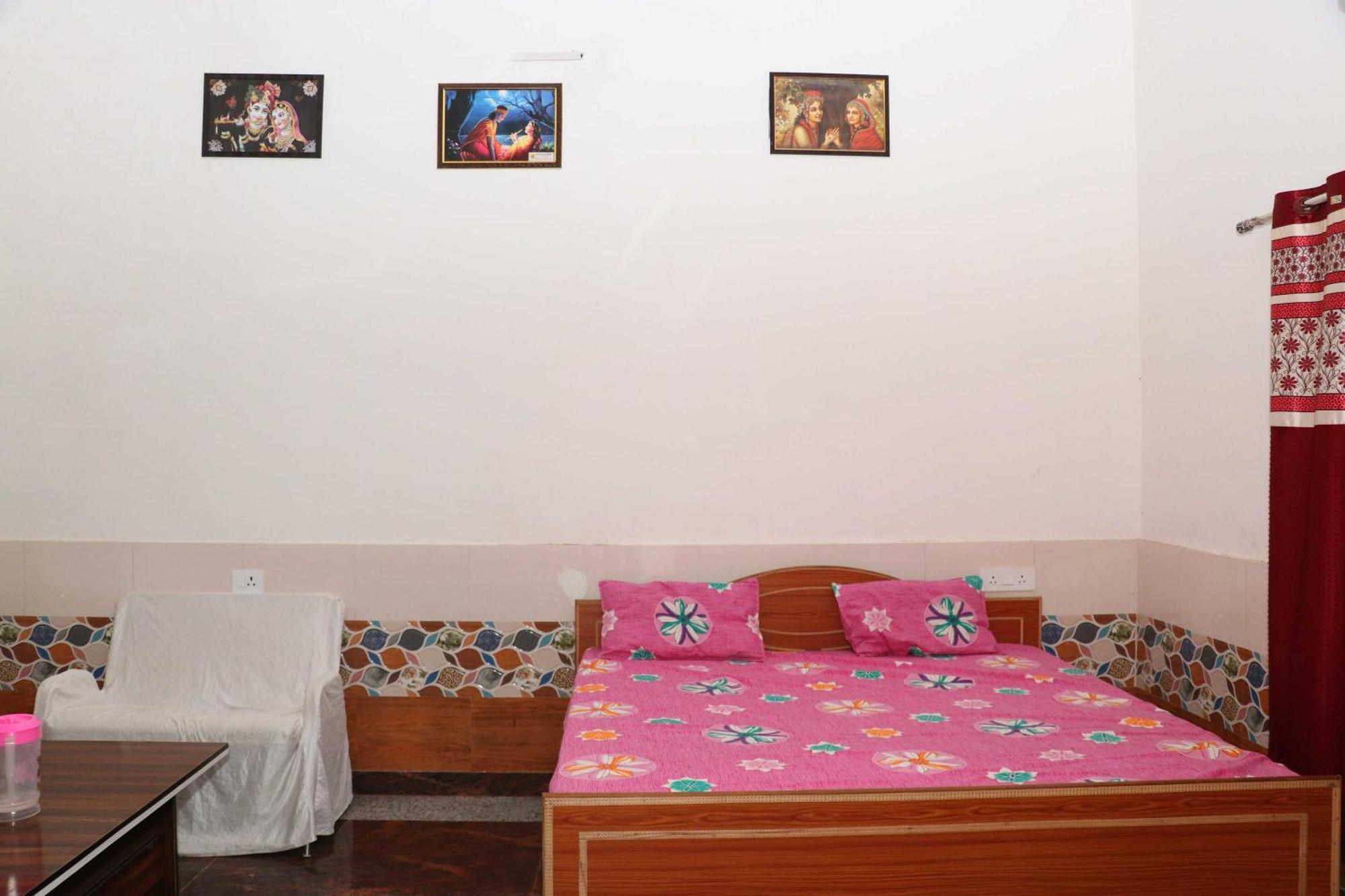 Hotel O Pop Angoori Farm House Mathura Bagian luar foto